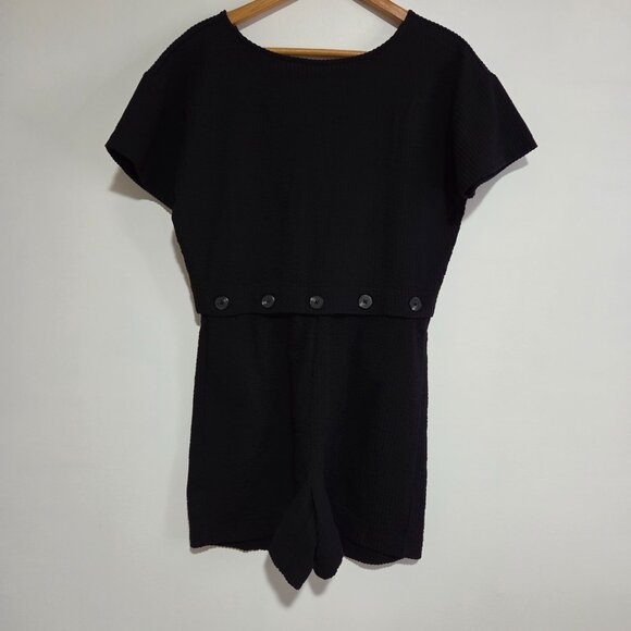 LIKE NEW MADEWELL BLACK TEXTURED CUT OUT BACK ROMPER SIZE SMALL - Picture 1 of 16